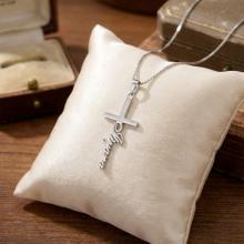 Сребърен медальон Кръст с име по избор