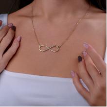 Златно колие безкрайност с циркони Златно колие безкрайност с циркони