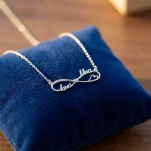 Сребърно колие с две имена по избор със сърце и циркони Сребърно колие с две имена по избор със сърце и циркони