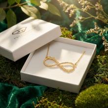 Златно колие с две имена по избор и циркони