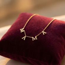 Златно колие Мама