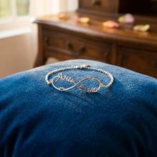 Сребърна гривна безкрайност с име по избор Сребърна гривна безкрайност с име по избор