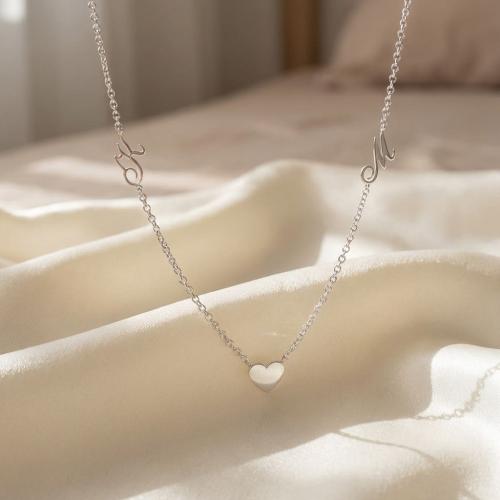 Сребърно колие със сърце и буква по избор