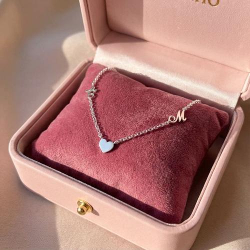 Сребърно колие със сърце и буква по избор