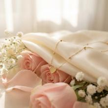 Златно колие Любов