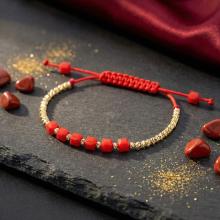 Гривна със златни топчета и червени мъниста R11 Гривна със златни топчета и червени мъниста R11