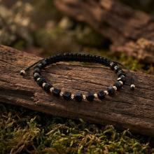 Гривна със златни топчета и черен оникс R4