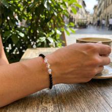 Гривна със златни топчета Любов и Граници Гривна със златни топчета Любов и Граници