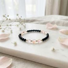 Гривна със златни топчета Любов и Граници Гривна със златни топчета Любов и Граници