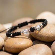 Гривна със сребърни топчета и мъниста