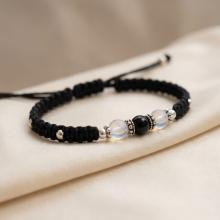 Гривна със сребърни топчета и мъниста