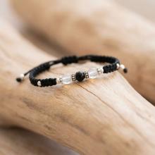 Гривна със сребърни топчета и мъниста