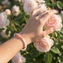 Гривна със златни елементи Тиха Хармония Гривна със златни елементи Тиха Хармония