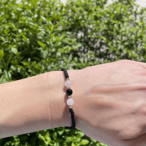 Гривна със златни топчета и мъниста