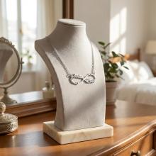 Сребърно колие с безкрайност и две имена по избор Сребърно колие с безкрайност и две имена по избор