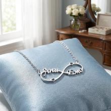 Сребърно колие с безкрайност и две имена по избор Сребърно колие с безкрайност и две имена по избор
