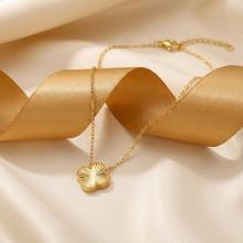 Златно колие Диамантена детелина