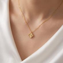 Златно колие Диамантена детелина-11мм