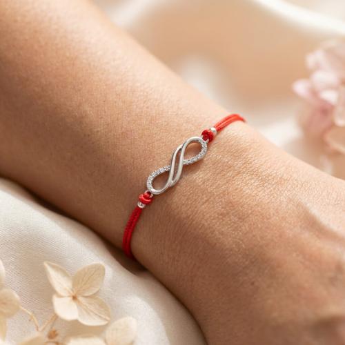 Гривна с червен конец и сребърен елемент безкрайност BT14