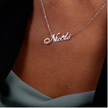 Сребърно колие с име по избор и коронка Сребърно колие с име по избор и коронка