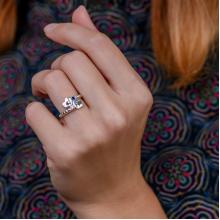 Сребърен Пръстен с гравирани инициали по избор със сърце и циркони